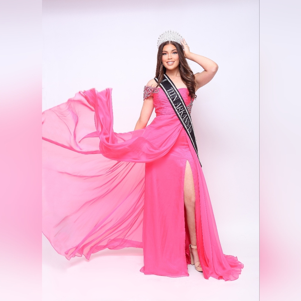 Elegant Pink Evening Gown